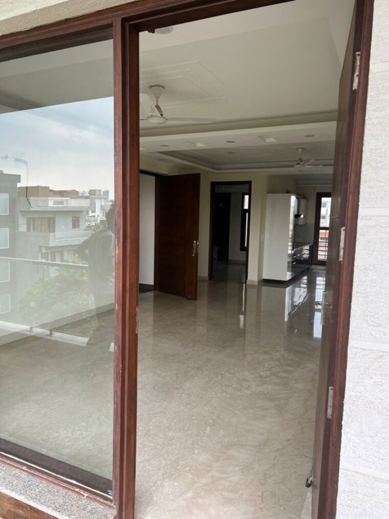 Room, sector 46 4 Bedroom 280 Sq.Yd. Builder Floor In Sector 46 Gurgaon 10219125