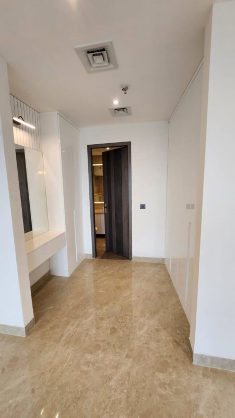 Room, sector 36 3 Bedroom 2600 Sq.Ft. Builder Floor In Sector 36 Noida 10219204