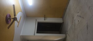 Furnished Amenities in 2 BHK Independent House at Sector 16 – for Rent