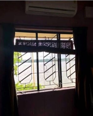 Room in 3 BHK Apartment at Serampore – for Sale