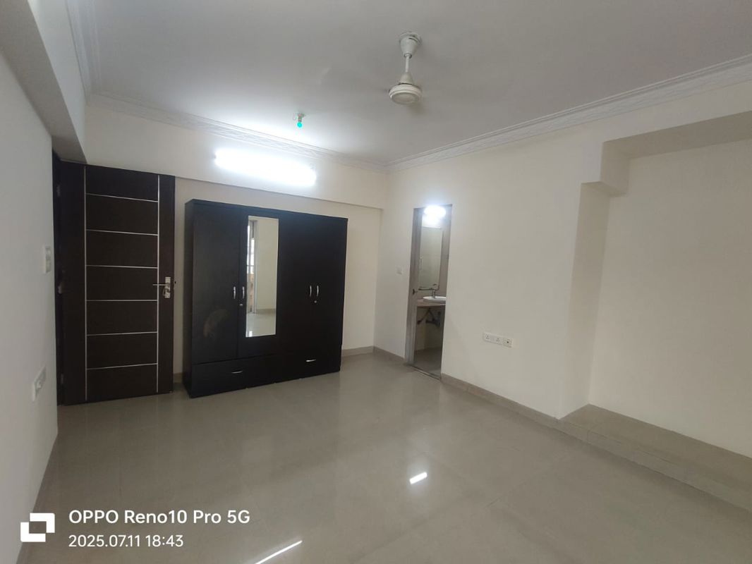 3 BHK Apartment For Rent in K Raheja Vistas