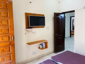 Bathroom in 3 BHK Builder Floor at Sector 46 – for Rent