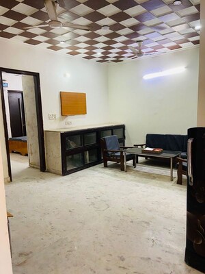 Bedroom in 3 BHK Builder Floor at Sector 46 – for Rent