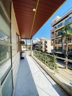 Balcony in 3 BHK Builder Floor at Sector 46 – for Rent