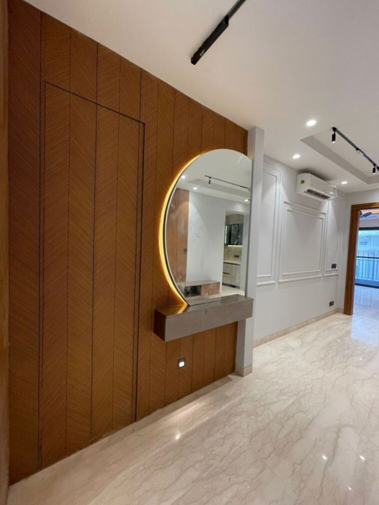 Bathroom, uppal-gurgaon-99 3 Bedroom 2850 Sq.Ft. Apartment In Sector 99 Gurgaon 10219417