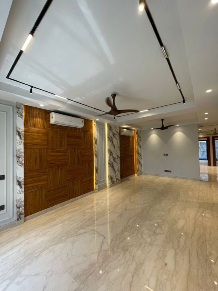 Room, uppal-gurgaon-99 3 Bedroom 2850 Sq.Ft. Apartment In Sector 99 Gurgaon 10219417
