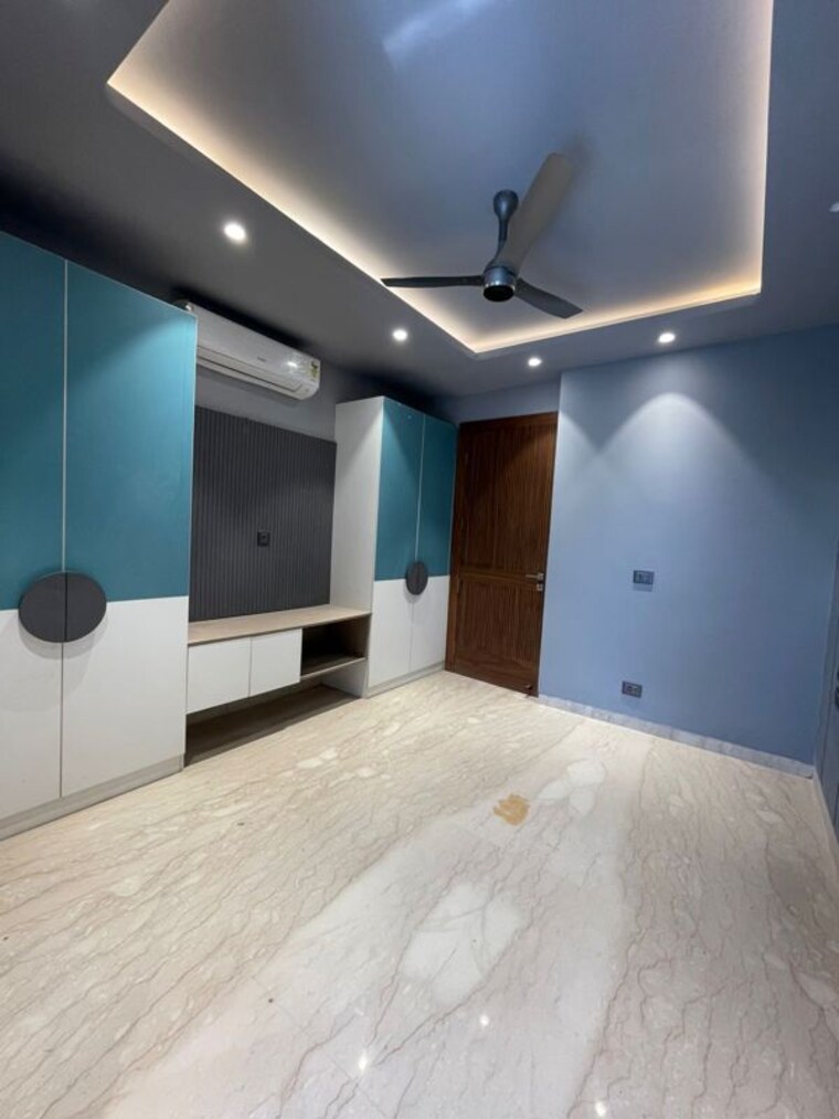 Bedroom, uppal-gurgaon-99 3 Bedroom 2850 Sq.Ft. Apartment In Sector 99 Gurgaon 10219417