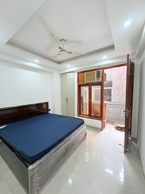 Bedroom in 1 BHK Builder Floor at Saket – for Rent