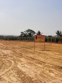 Plot For Sale in Pullur