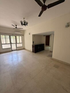 2 BHK Apartment For Rent in Unitech Rakshak