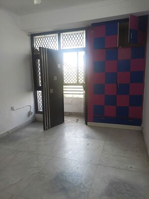 Room in 3 BHK Apartment at Dwarka – for Rent