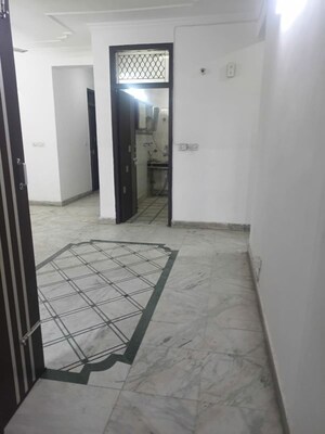 Room in 3 BHK Apartment at Dwarka – for Rent