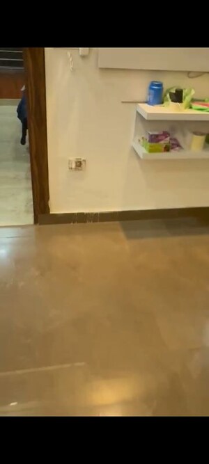 Room in 3 BHK Builder Floor at Sector 28 Dwarka – for Rent