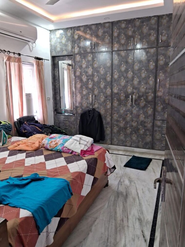 Bedroom, sector 12 dwarka 5 Bedroom 1650 Sq.Ft. Apartment In Sector 12 Dwarka Delhi 10219452