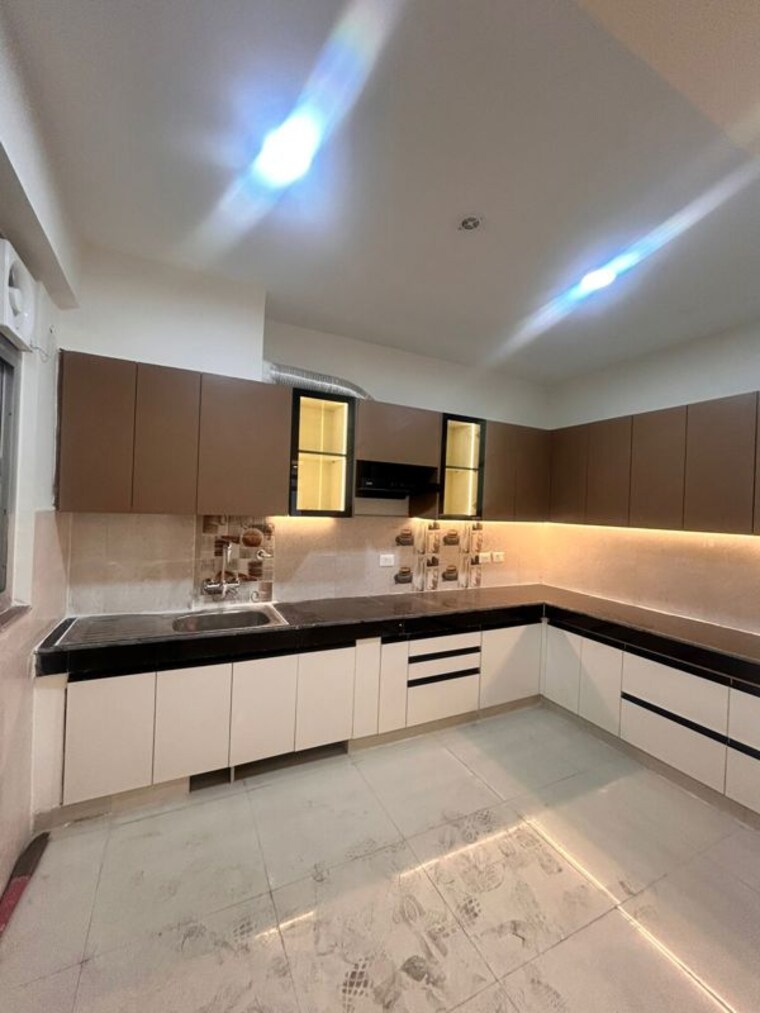 Kitchen, sector 7 dwarka 4 Bedroom 1800 Sq.Ft. Apartment In Sector 7 Dwarka Delhi 10219612