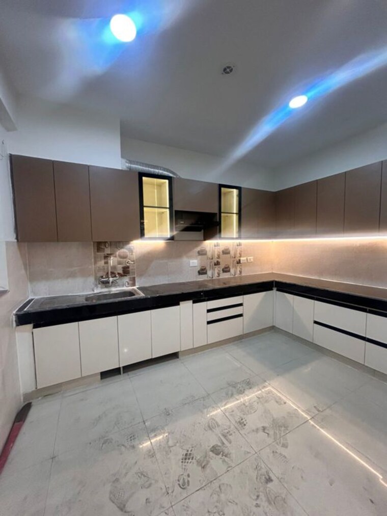 Kitchen, sector 7 dwarka 4 Bedroom 1800 Sq.Ft. Apartment In Sector 7 Dwarka Delhi 10219612