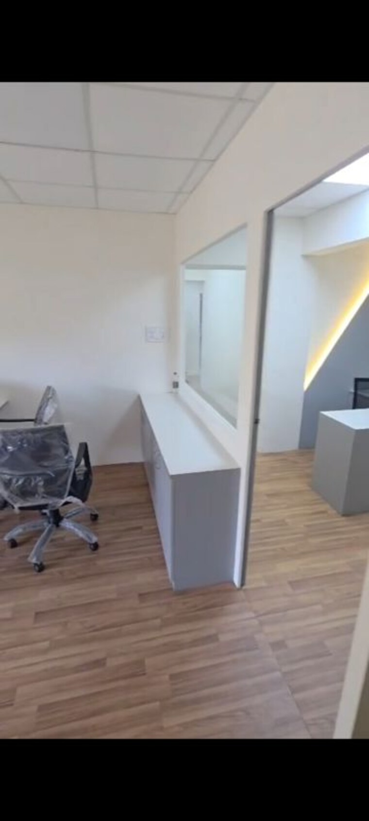 Team Area, juhu-park Commercial Office Space 1100 Sq.Ft. In Juhu Mumbai 10219642