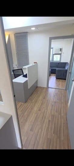 Office Space For Rent in Juhu Park