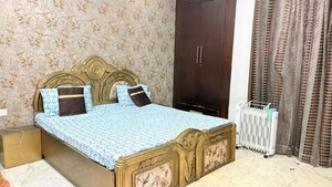 Bedroom in 3 BHK Builder Floor at Sushant Lok I – for Rent