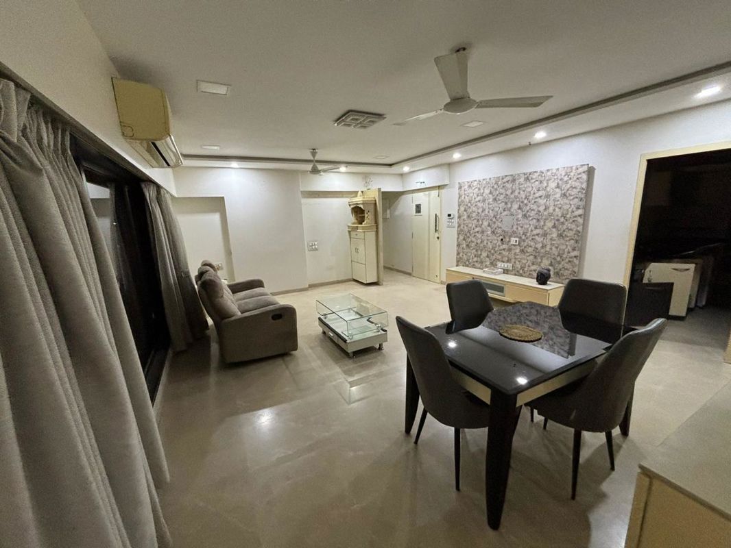 2 BHK Apartment For Sale in Sadguru Complex I