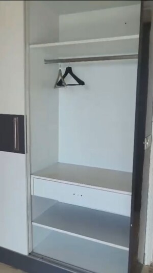 Furnished Amenities in 2 BHK Apartment at SKA Metro Ville, Eta Ii Greater Noida – for Rent