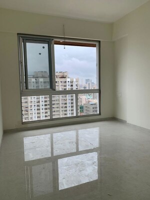 Room in 2 BHK Apartment at Shraddha Elite, Borivali West – for Rent