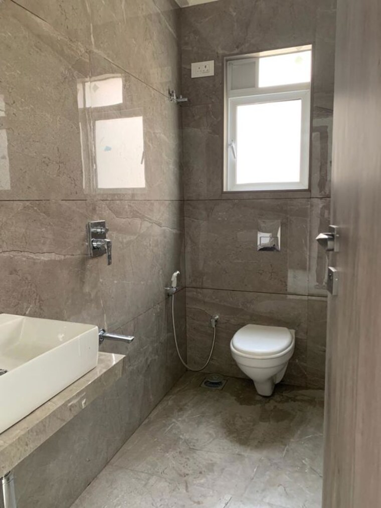 Bathroom, shraddha-elite 2 Bedroom 728 Sq.Ft. Apartment In Borivali West Mumbai 10219990