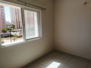 Room in 3 BHK Apartment at Prestige Finsbury Park Regent, Bagaluru – for Rent