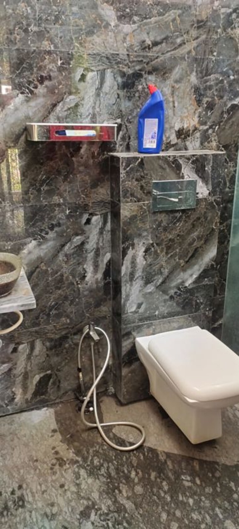 Bathroom, shree-shankar-paradise 2 Bedroom 950 Sq.Ft. Apartment In Chembur Mumbai 10219405