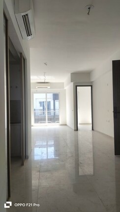 3.5 BHK + Study Room Builder Floor For Rent in Smart World Orchard