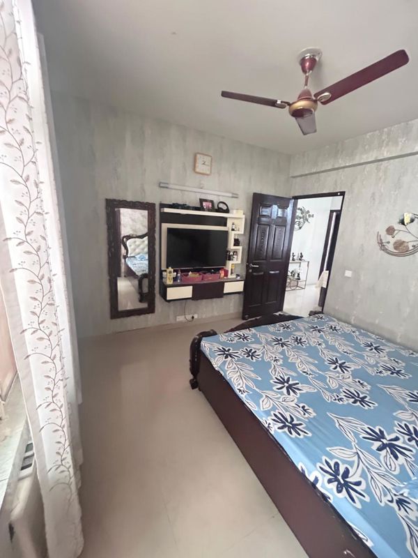 2 BHK 973 Sq.Ft. Apartment in Unitech Uniworld Gardens