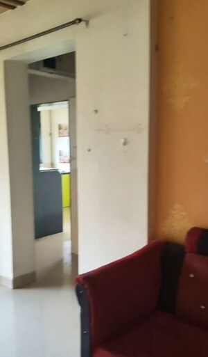 Room in 1 BHK Apartment at Shashwat Park, Badlapur West – for Rent