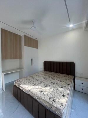 Bedroom in Studio Builder Floor at Sector 44 – for Rent