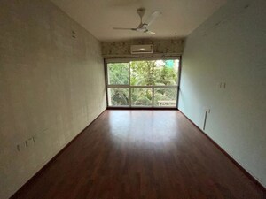 Room in 1 BHK Apartment at Godrej Central, Chembur – for Rent