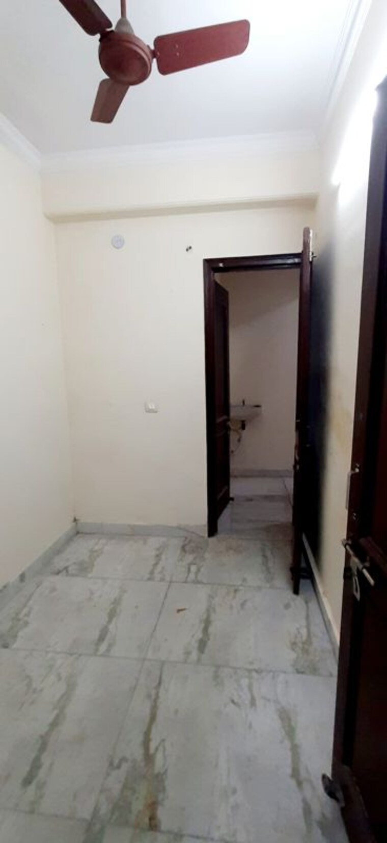 Room, dwarka 3 Bedroom 1400 Sq.Ft. Apartment In Dwarka Delhi 10220415