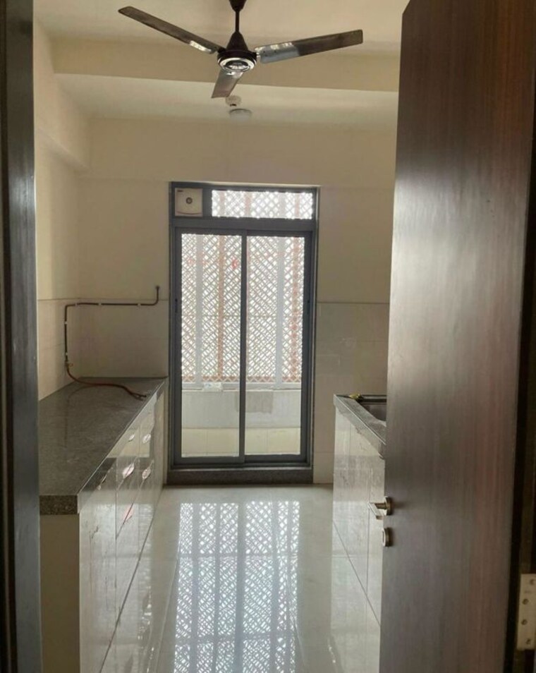 Bathroom, piramal-vaikunth 2 Bedroom 1006 Sq.Ft. Apartment In Balkum Pada Thane 10220488