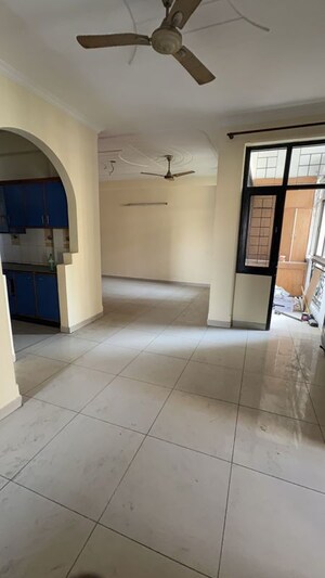 Building Lobby in 3 BHK Apartment at Gaur Green City, Indrapuram – for Rent