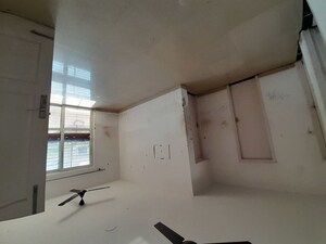 Team Area in 3.5 BHK Apartment at BPTP Park 81, Sector 81 – for Sale