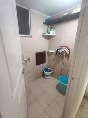 Bathroom in 1 BHK Apartment at Sapphire Lakeside, Powai – for Rent