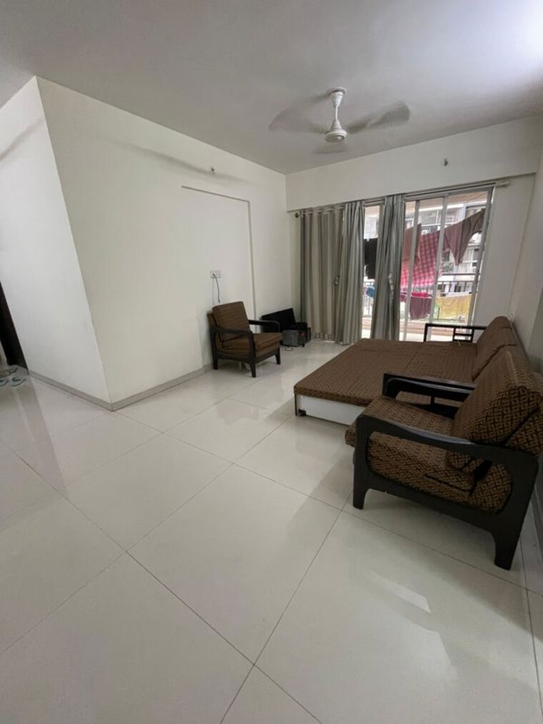 Living Room, godrej-central 3 Bedroom 950 Sq.Ft. Apartment In Chembur Mumbai 10220468