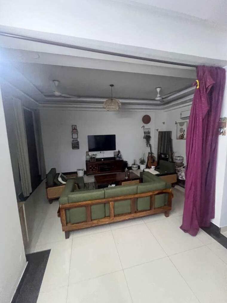 Bedroom, sector 22 dwarka 3.5 Bedroom 1600 Sq.Ft. Apartment In Sector 22 Dwarka Delhi 10220572