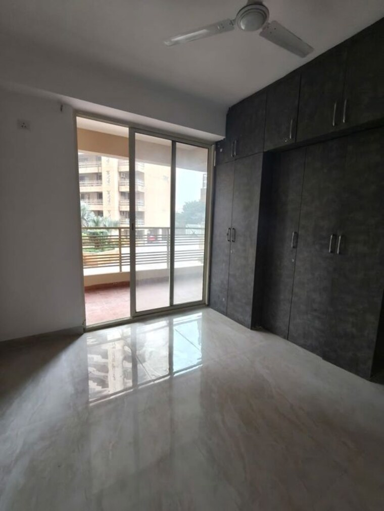 Room, sector 2 dwarka 3 Bedroom 1400 Sq.Ft. Apartment In Sector 2 Dwarka Delhi 10220593