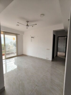 Room in 3 BHK Apartment at Sector 2 Dwarka – for Sale