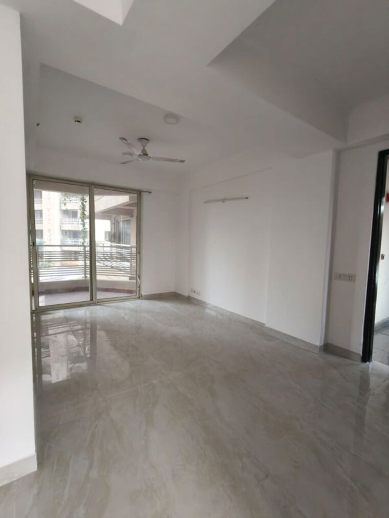 Room, sector 2 dwarka 3 Bedroom 1400 Sq.Ft. Apartment In Sector 2 Dwarka Delhi 10220593