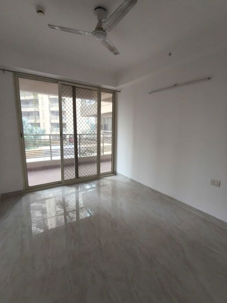Room, sector 2 dwarka 3 Bedroom 1400 Sq.Ft. Apartment In Sector 2 Dwarka Delhi 10220593