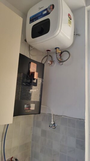 Furnished Amenities in 2 BHK Apartment at Eldeco Live By The Greens, Sector 150 – for Sale