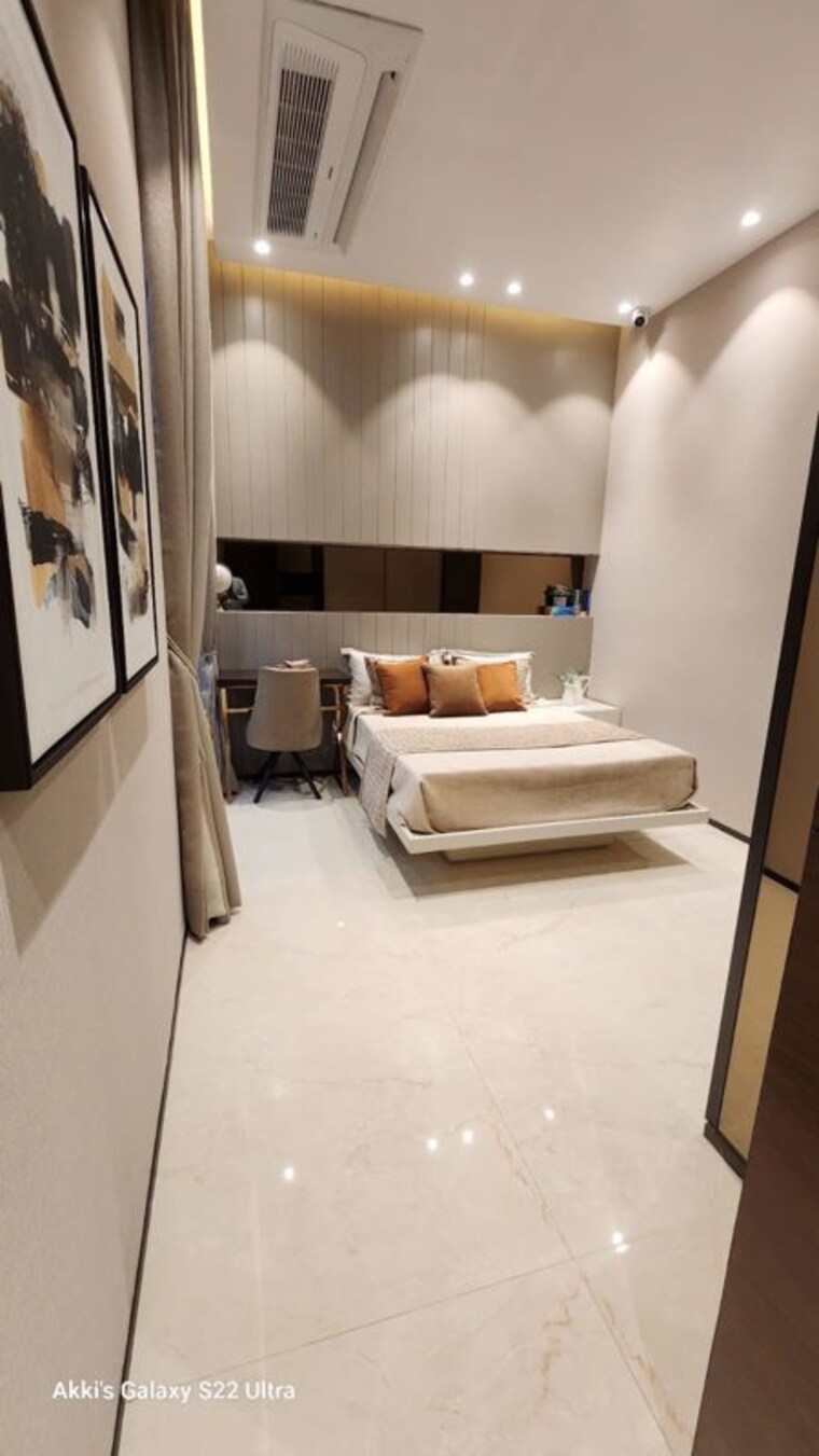 Master Bedroom, shapoorji-pallonji-alpine-2 4 Bedroom 2000 Sq.Ft. Apartment In Kandivali East Mumbai 10220623