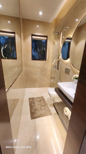Bathroom in 4 BHK Apartment at Shapoorji Pallonji Alpine 2, Kandivali East – for Sale