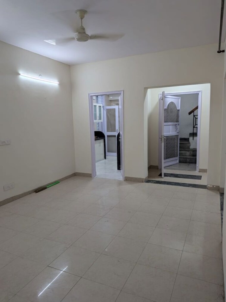 Room, tulip-violet 3 Bedroom 1578 Sq.Ft. Apartment In Sector 69 Gurgaon 10213347