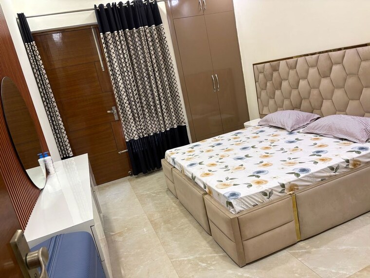 Bedroom, sector 85 3 Bedroom 250 Sq.Yd. Apartment In Sector 85 Faridabad 10220423